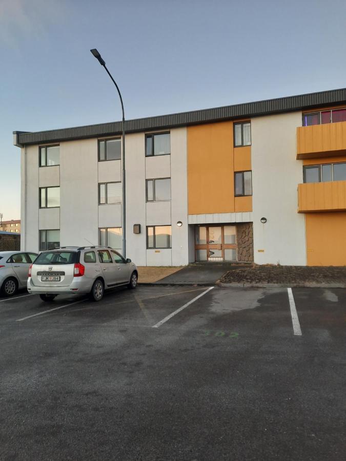 Apartment Near The Airport Njarthvik Zewnętrze zdjęcie